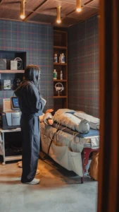 lymphatic drainage compression therapy treatment for circulation and recovery